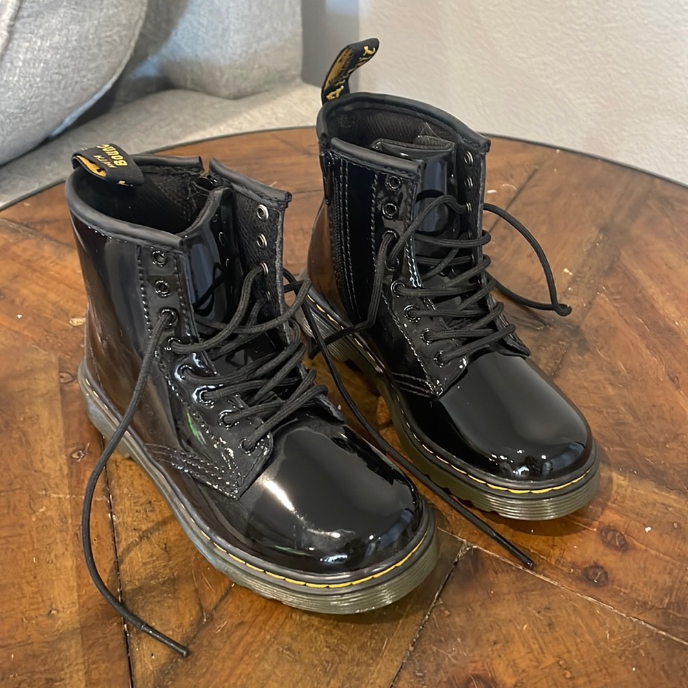 Brand new Dr.Martens Airwick